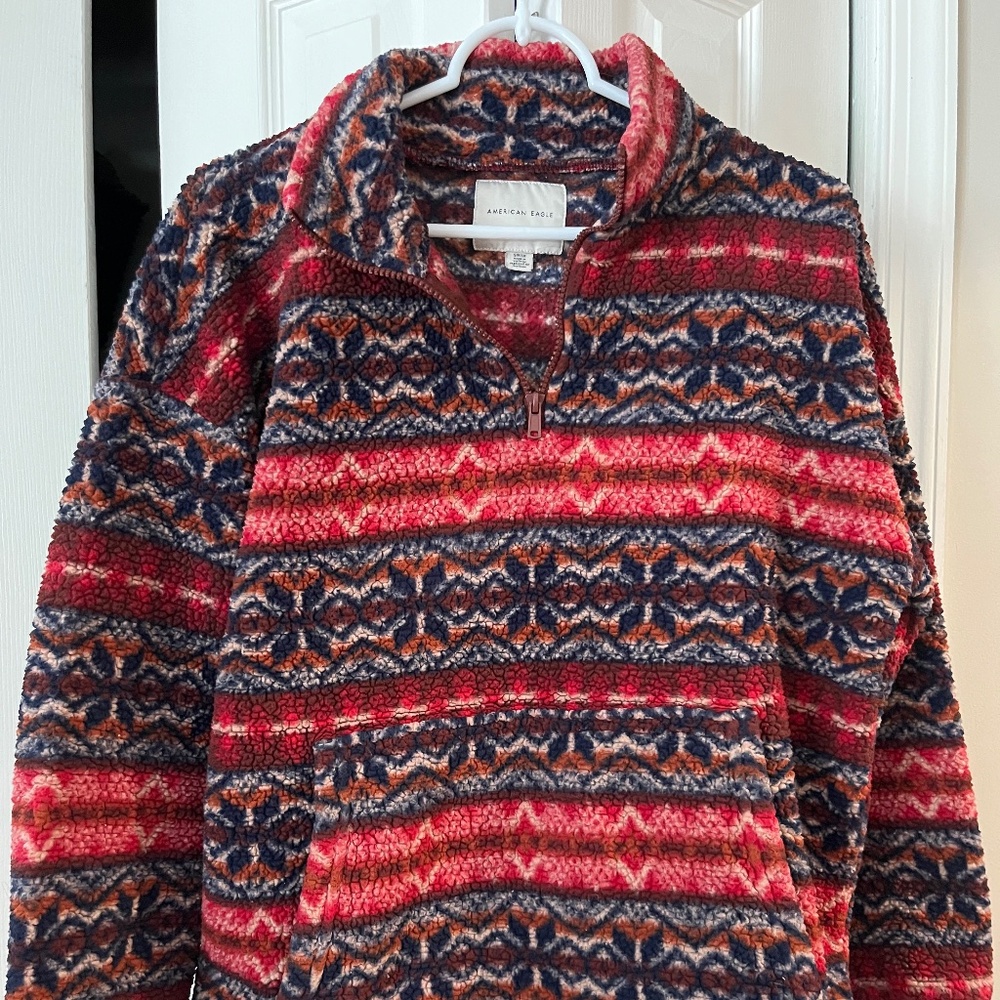 American Eagle fleece